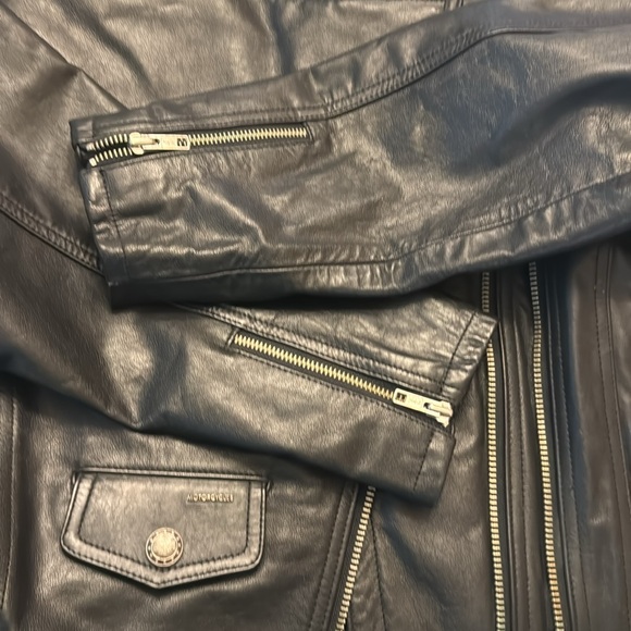 Harley-Davidson leather riding Jacket-padded lower back 2 zipper option closure - Picture 16 of 16